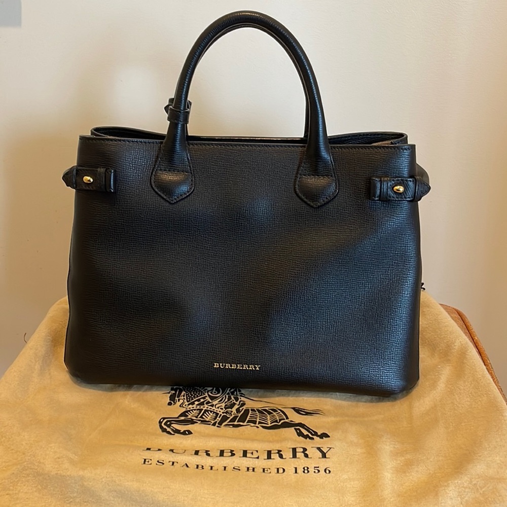 Burberry Grainy Calfskin House Check Medium Banner Tote